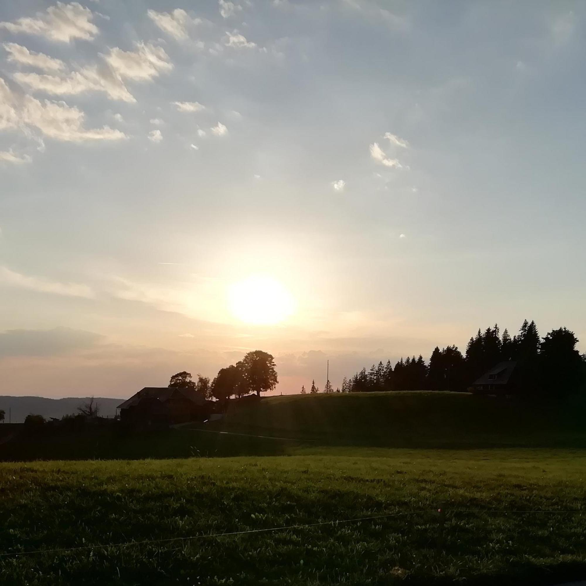 Emmental Ferien Apartment ลองโน ภายนอก รูปภาพ